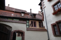 L1000357